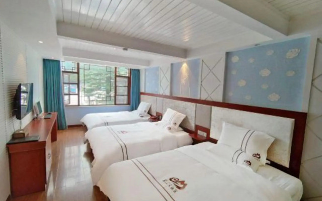 Min Sheng Hotel