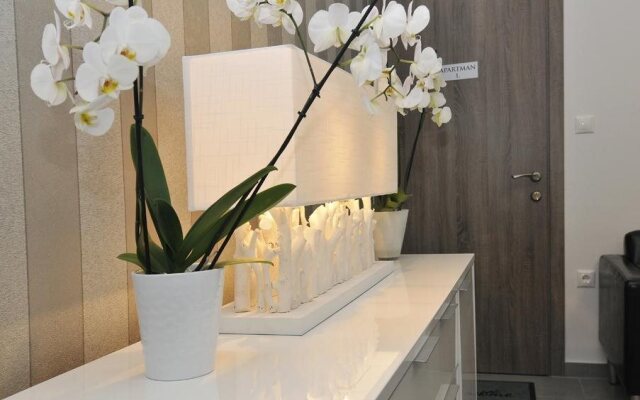 Silver Beach Apartments
