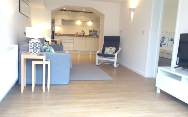 Malvern Holiday Garden Flat
