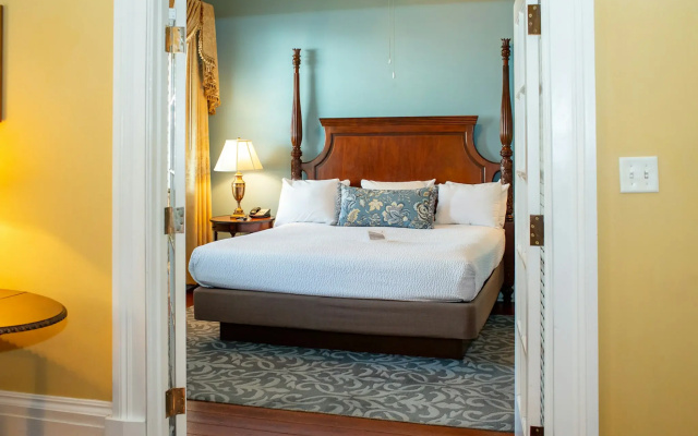 The Marshall House, Historic Inns of Savannah