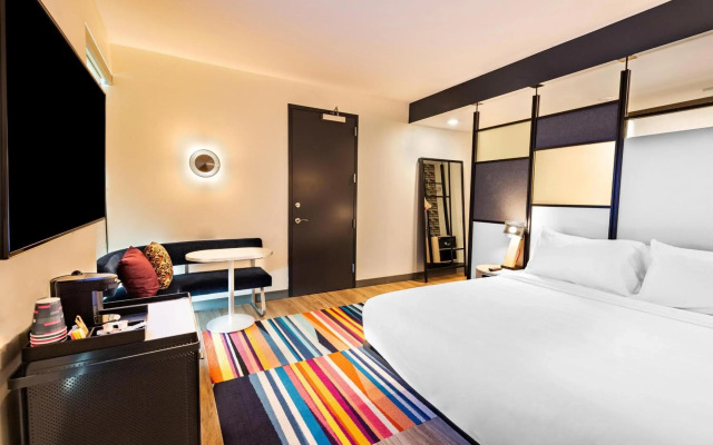 Aloft Savannah Downtown Historic District