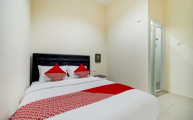 Super OYO 90778 River inn Malioboro
