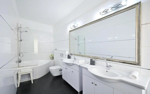 Amazing 2BR near the beach by HolyGuest