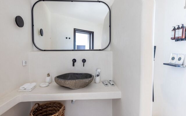 Rocabella Santorini Hotel & SPA