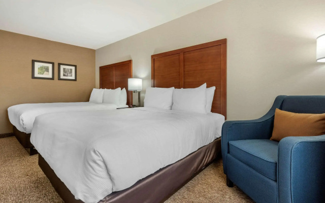 Comfort Inn & Suites