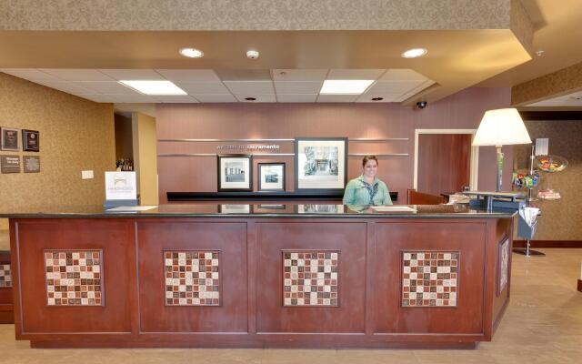Hampton Inn & Suites Sacramento-Airport-Natomas