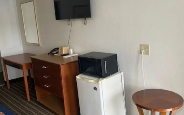 712 Inn