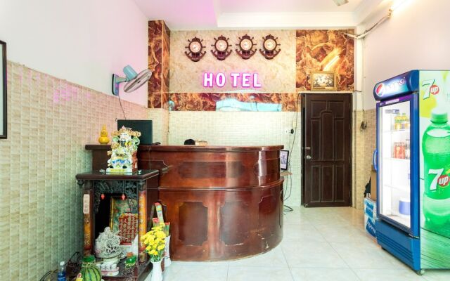 Spot on 848 Huong Hotel