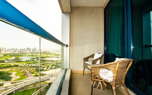 Lux BNB Jumeirah Lake Towers