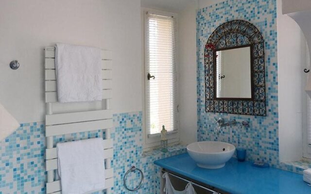 VILLA MERCEDES b&b