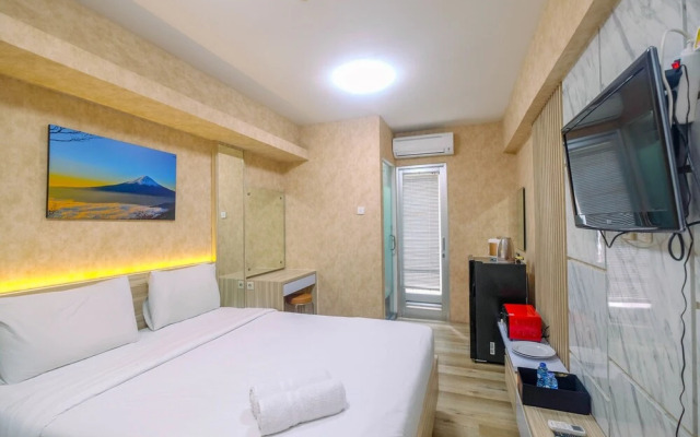 Elegant Studio (No Kitchen) Apartment at Green Bay Pluit