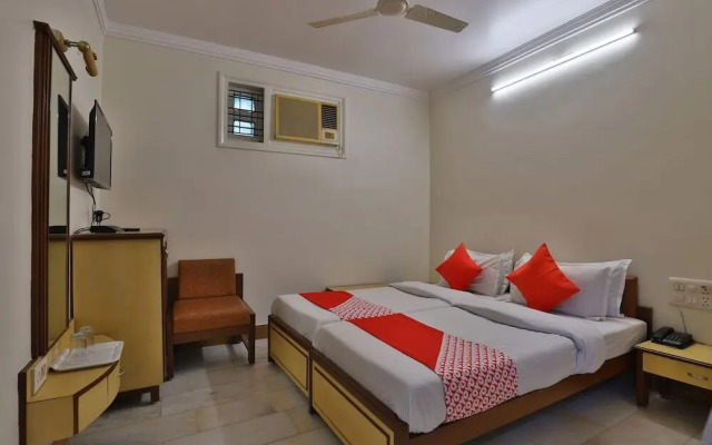 Hotel Moti Mahal by OYO