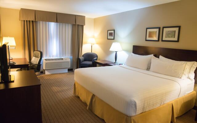 Holiday Inn Express Devils Lake by IHG