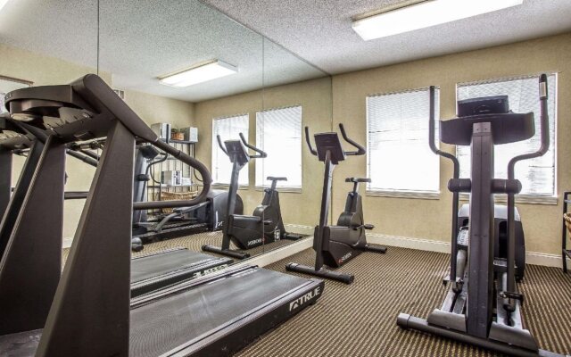 Siegel Suites Columbia Apartments