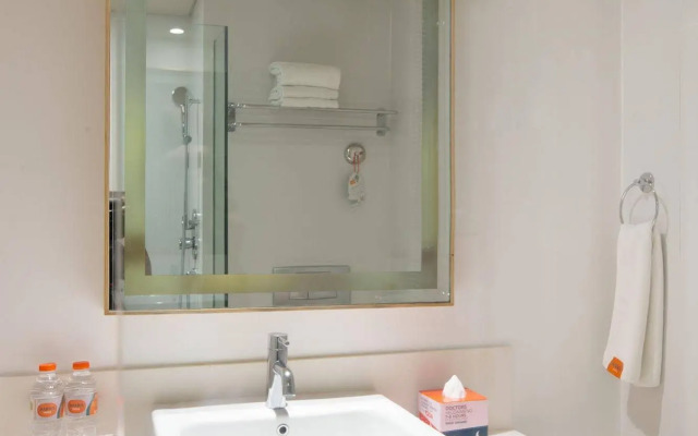HARRIS Hotel Raya Kuta Bali