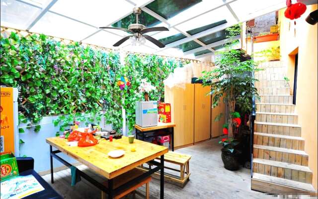 Xiamen Zengcuoan Aichao Hostel