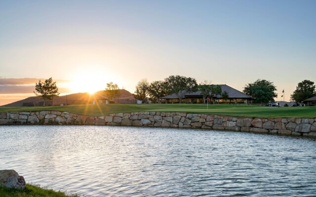 Bloomington Villas
