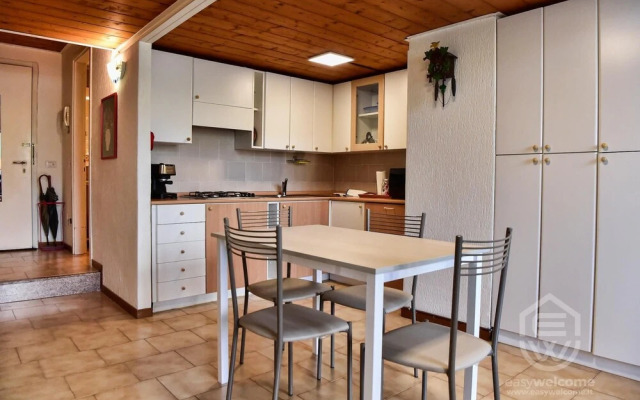 Easy Welcome Kosmopolitan