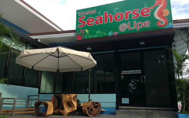 Seahorse Lipe Hostel