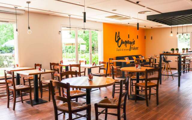 Hotel Kyriad Direct Roanne