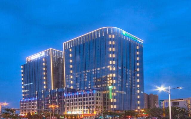 Holiday Inn Express Panjin Downtown by IHG