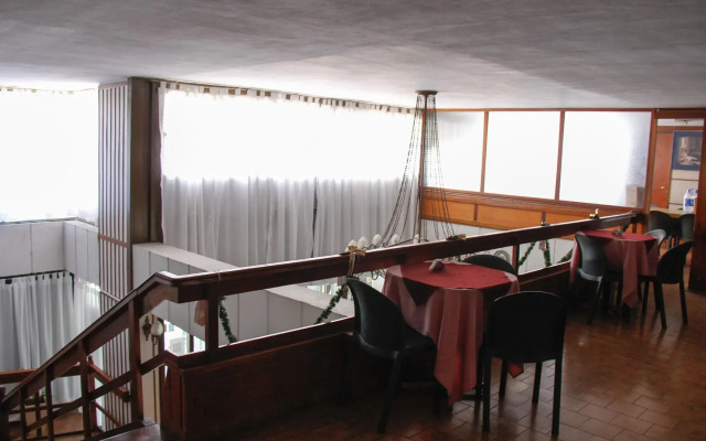 Hotel Menossi