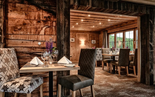 Golf- & Sporthotel Hof Maran
