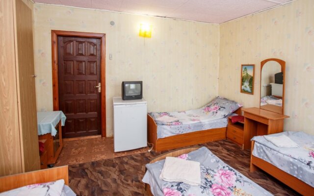 Akvamarin Guest House