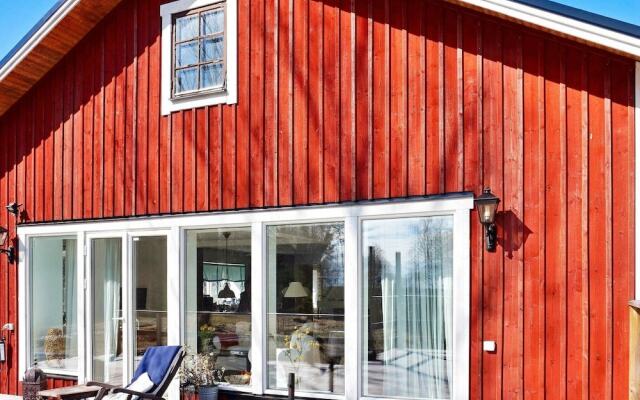 4 Person Holiday Home in Grisslehamn