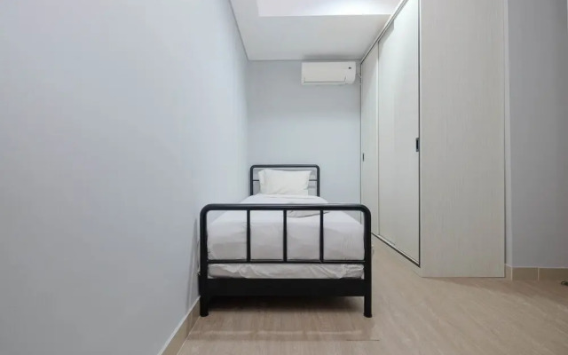 Spacious 2Br Apartment At Royal Olive Residence