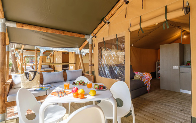 Camping Torre de la Mora