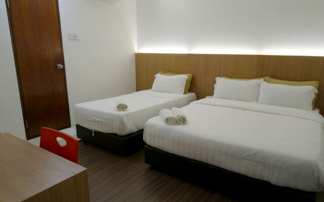 Place2Stay Business Hotel - Waterfront