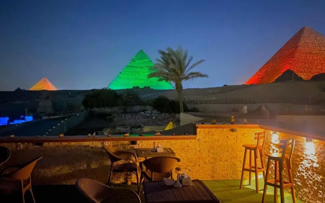 Pyramids Village Inn