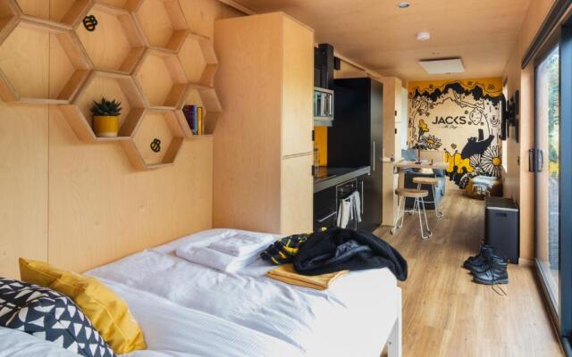 The Hive - Unique Cabin in Millport