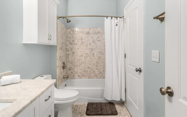 4 bedroom, Parkside Terrace Lane