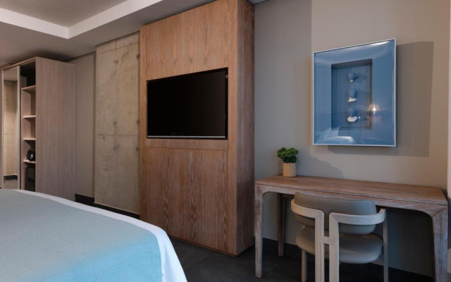 OZ Hotel Collection