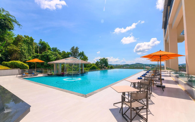 Hilltop Wellness Resort