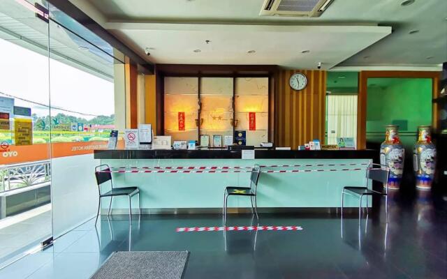 Grand Eastern Hotel Sdn Bhd ( 877519-A )