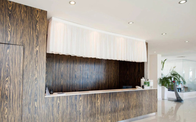 Vrissiana Boutique Beach Hotel