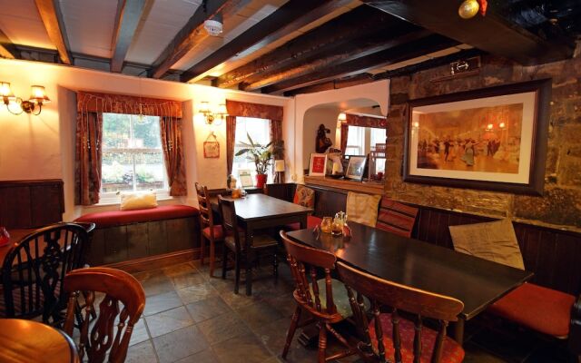Devonshire Arms Inn