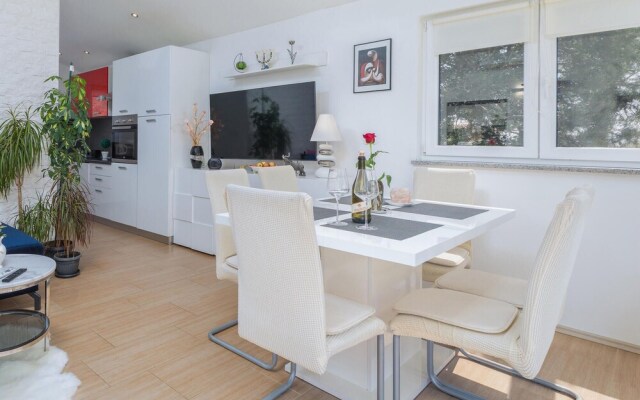 Stunning Home in Fazana With Wifi and 2 Bedrooms