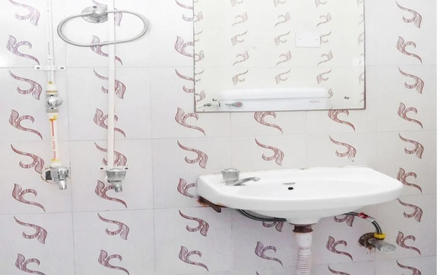 Brs Homes By OYO Rooms