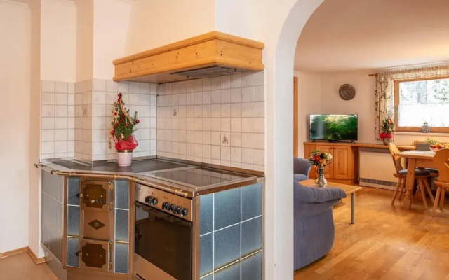 Apartment Johann in Wald im Pinzgau With Balcony