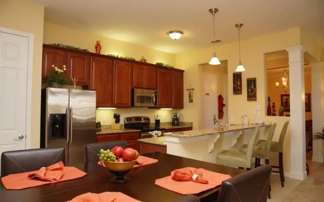 Poolside Penthouse Cabana 3 Bedroom Condo by RedAwning