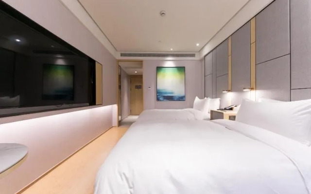 Ji Hotel Shanghai Changshou Road Metro Station