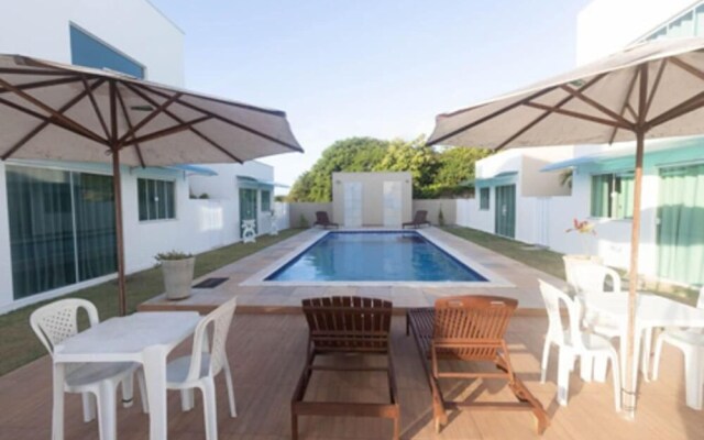 Chal com Mezanino 400m do mar e Jardim Privativo