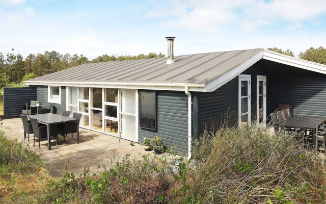 Bright Coastal Retreat in Vorupor-by Traum