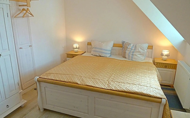 Les Belles, Haus Bastien, FW Noble, Whg 9