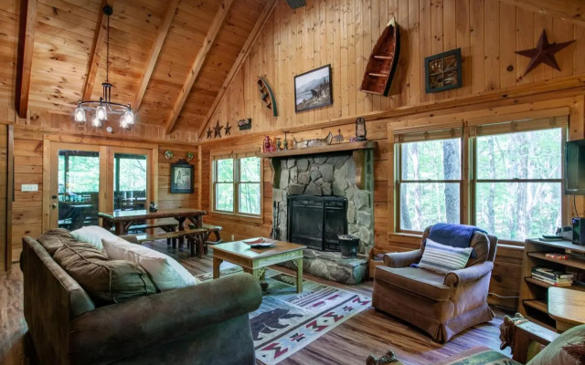 The Hartland - Hot Tub, Jacuzzi, Fireplace