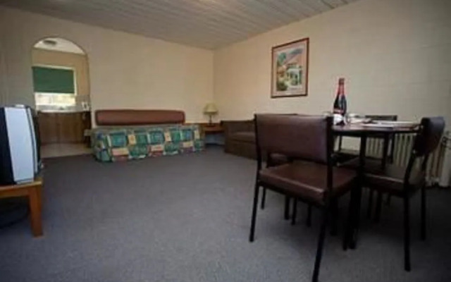 Aberdeen Court Apartments